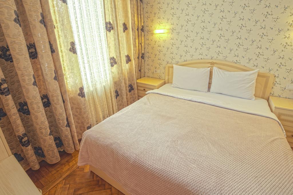 Apart Hotel Kvartira 1 Odessa Luaran gambar